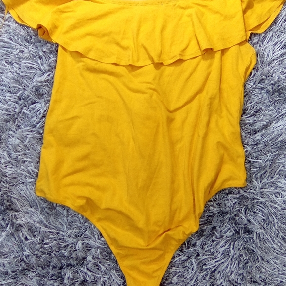 Yellow off shoulder bodysuit. - Picture 3 of 7